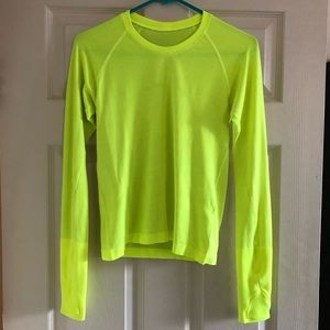 Lululemon Swiftly Tech Long Sleeve Shirt 2.0 - Race Length - (Size 6)